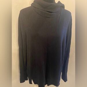 Women’s Long Sleeve Top (Size XL)